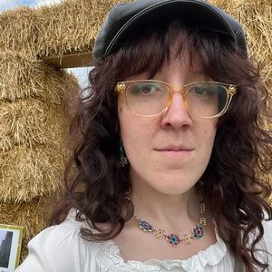 Meet your Posher, Meg